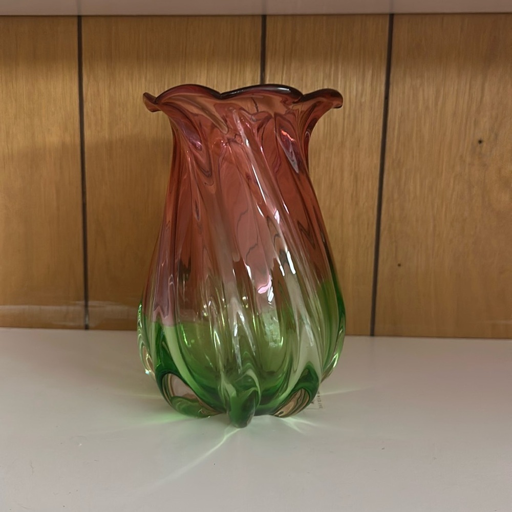 Vintage teleflora watermelon vase 7.75” x 4.5”